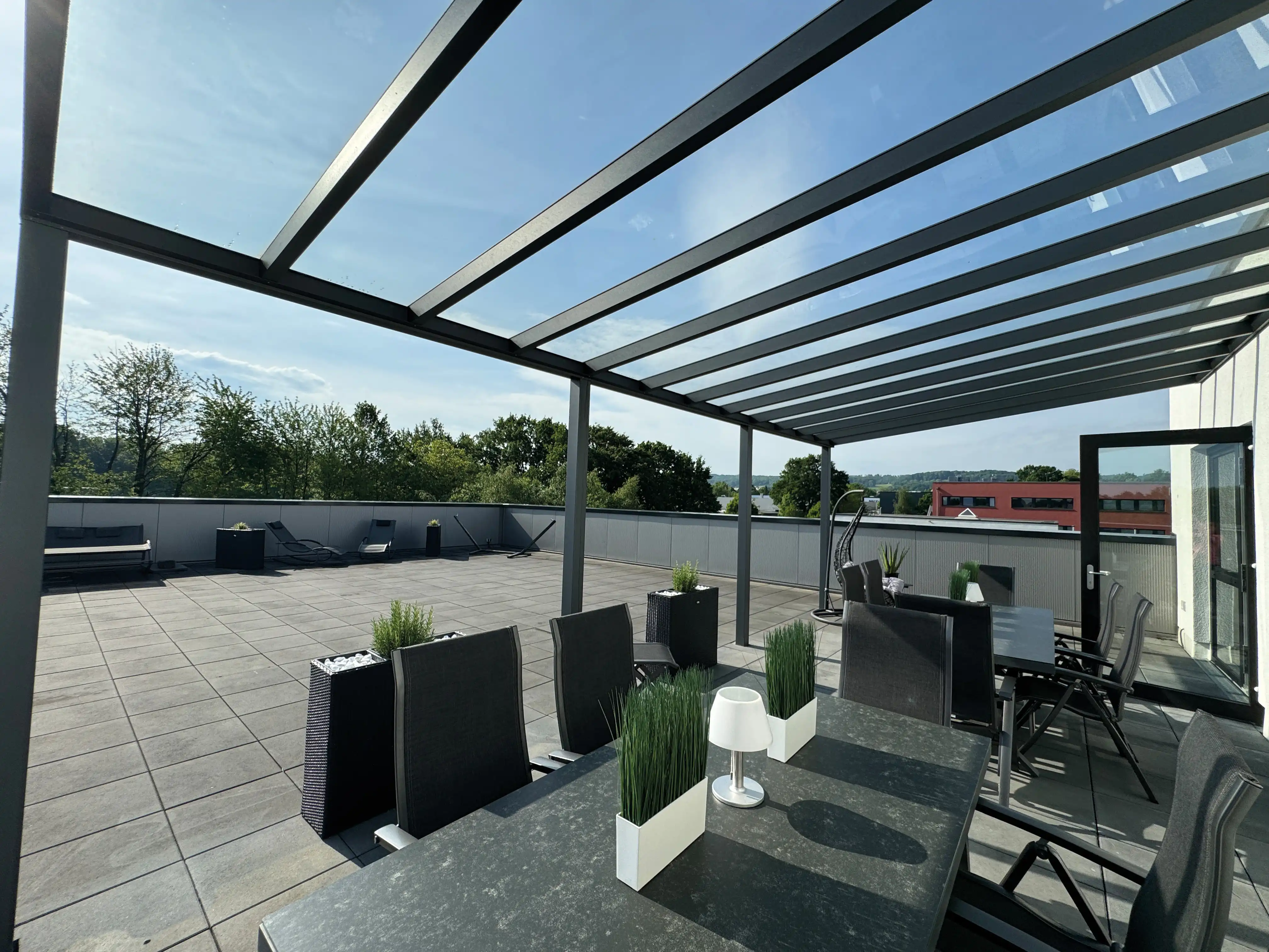 Avanis Academy - Dachterrasse